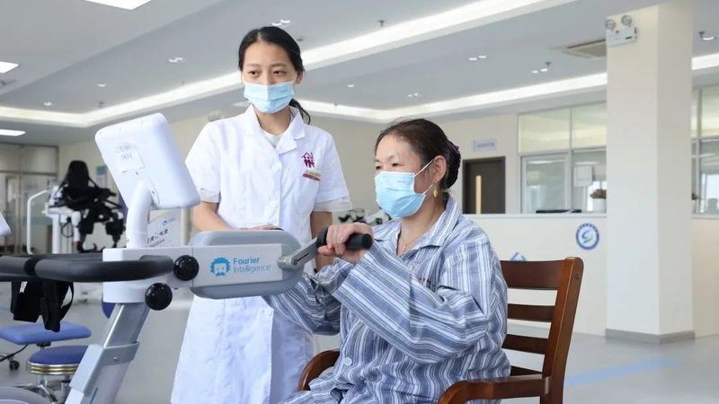 康复护理与医疗护理：了解适用人群，守护长辈健康
