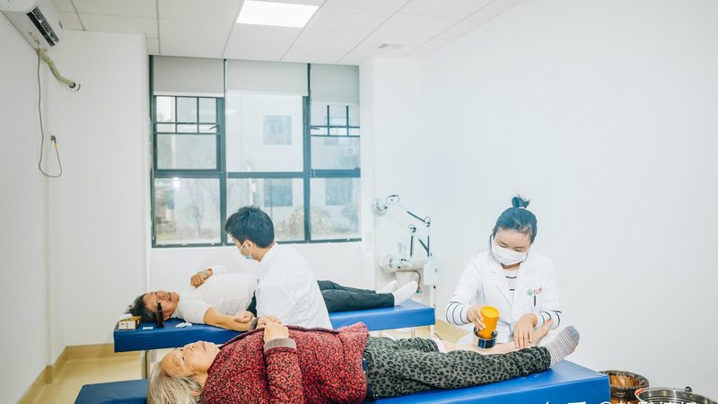 养老照护服务规范参数揭秘：解码服务质量关键指标